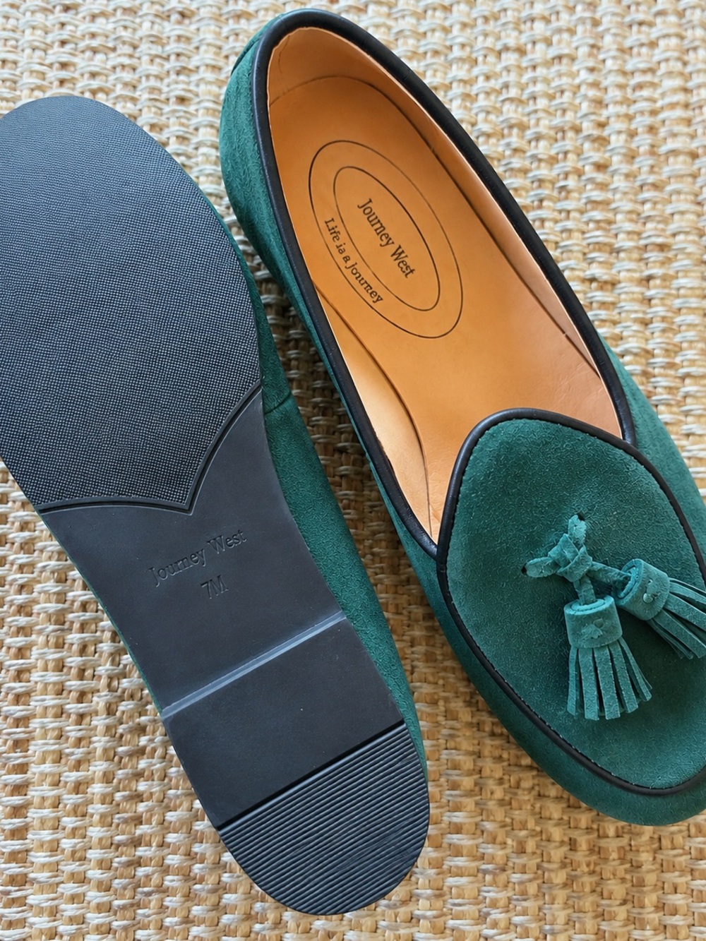 Journey West Emerald Green Suede Tassel Loafers Size 7M Quiet Luxury - Picture 2 of 4